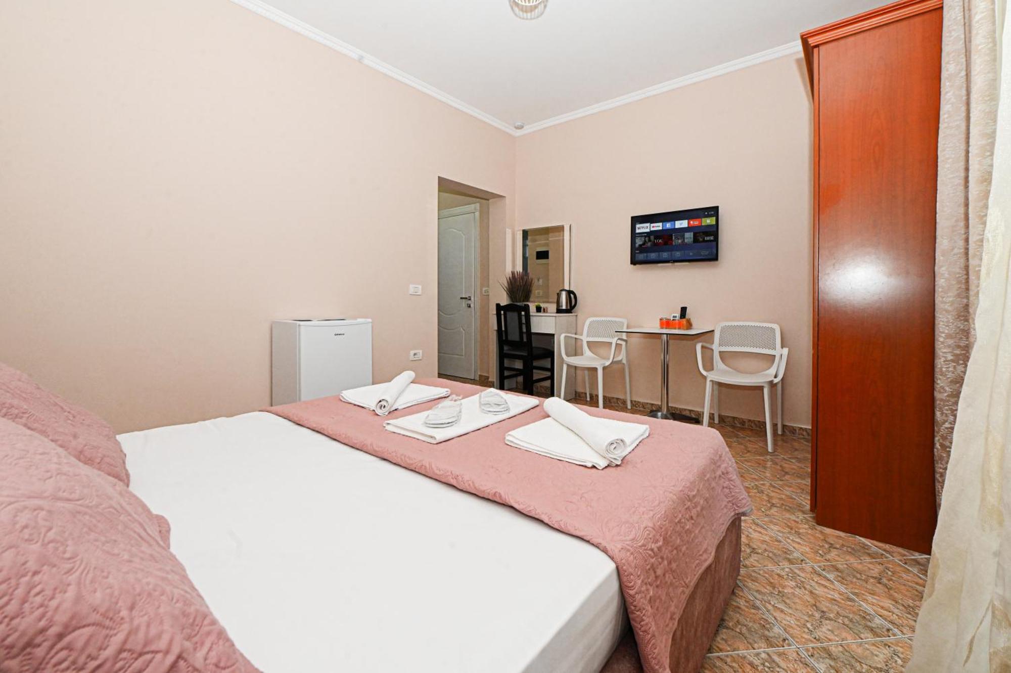 Hotel Fama Škalngur Exterior foto