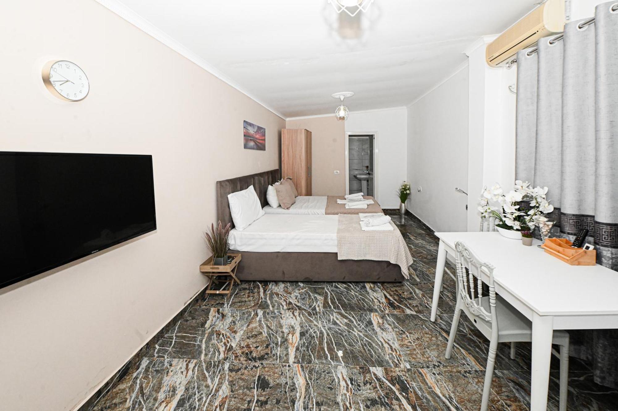 Hotel Fama Škalngur Exterior foto